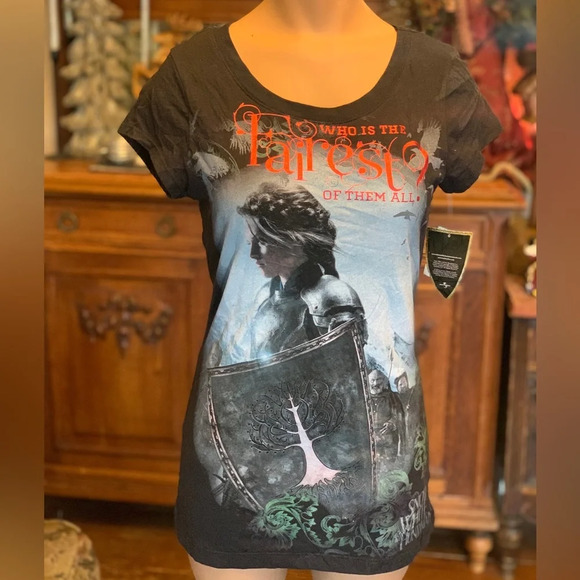 Snow White & The Huntsman Kristen Stewart Black Graphic Fitted Tee Shirt Top - Picture 3 of 5